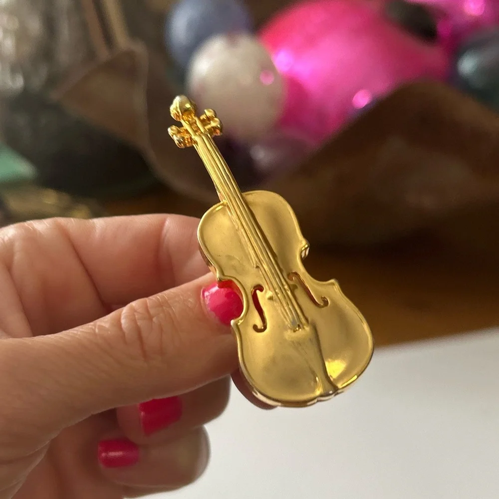 Vintage Bass Brooch